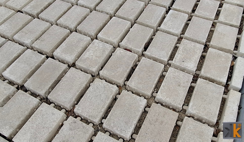 Pavés 30×20 écarteur de 30mm aspect pierre flammée complet