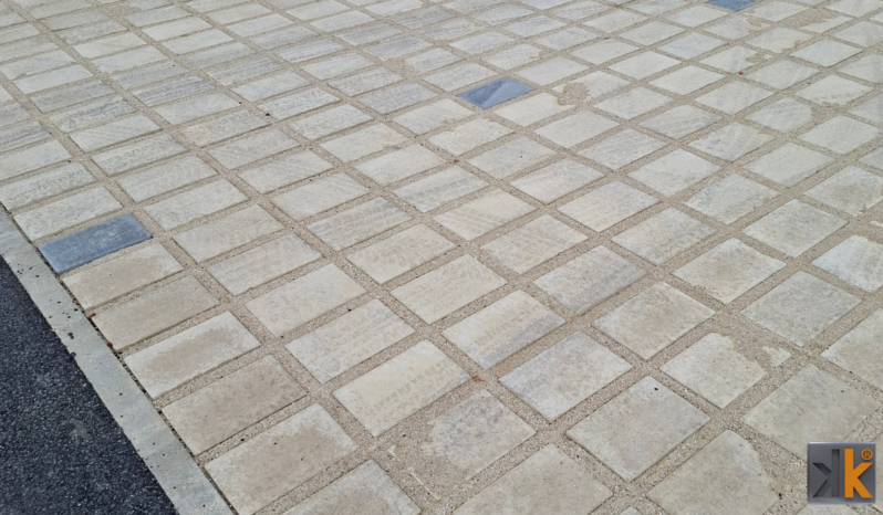 Pavés 30×20 écarteur de 30mm aspect pierre flammée complet