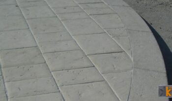 Bordure inclinée courbe R6m 100x30x15-12 aspect pierre sciée complet